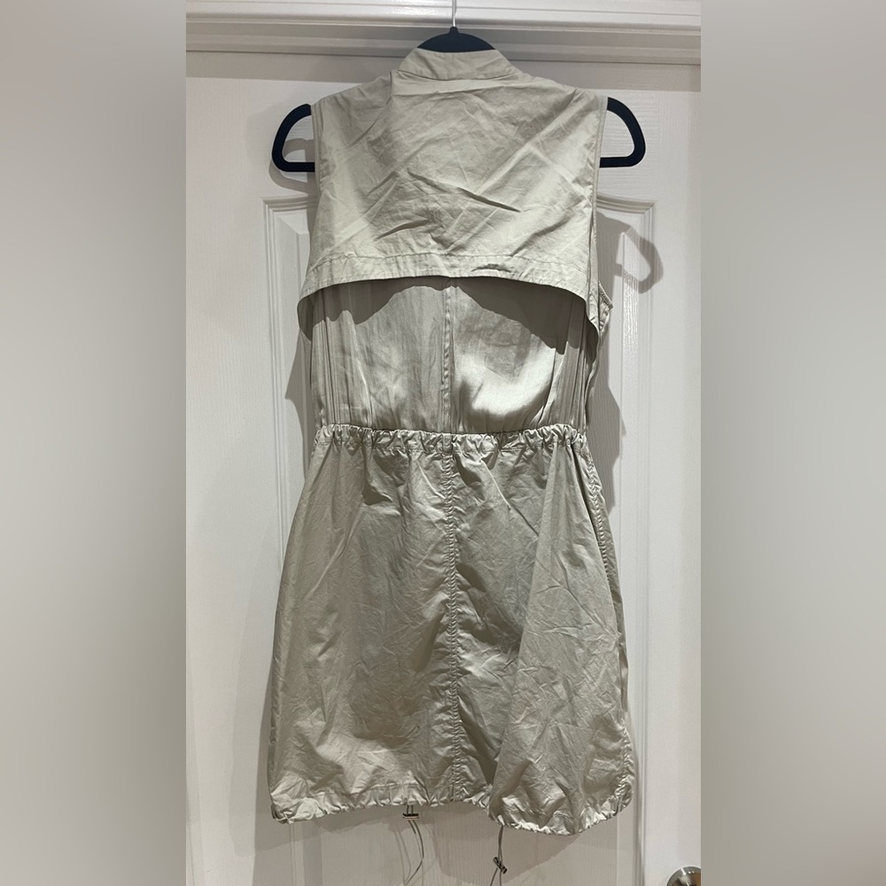 Kenneth Cole - Sleeveless Khaki utility cargo dress. - Picture 3 of 5
